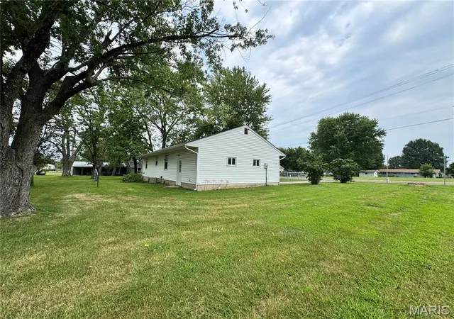 4th image of 641 S Walnut St, Gerald, MO 63037 | MLS# MIS26050699