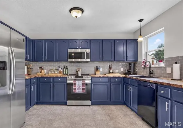 2nd image of 107 Ezekiel Ct, Hillsboro, MO 63050 | MLS# MIS26050702