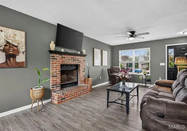 Photo 3 of Single family home for sale at 107 Ezekiel Ct, Hillsboro, MO 63050 | MLS# MIS26050702 | Listing updated on 2026-09-27