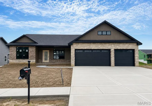 1st image of 1827 Robins Mill Ct, Maryville, IL 62062 | MLS# MIS26050704
