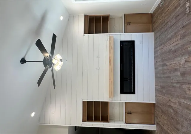Photo 3 of Single family home for sale at 1827 Robins Mill Ct, Maryville, IL 62062 | MLS# MIS26050704 | Listing updated on 2026-09-23