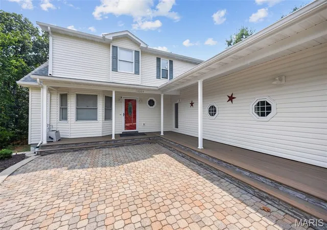 3rd image of 10304 Turkey Trail Dr, Hillsboro, MO 63050 | MLS# MIS26050717