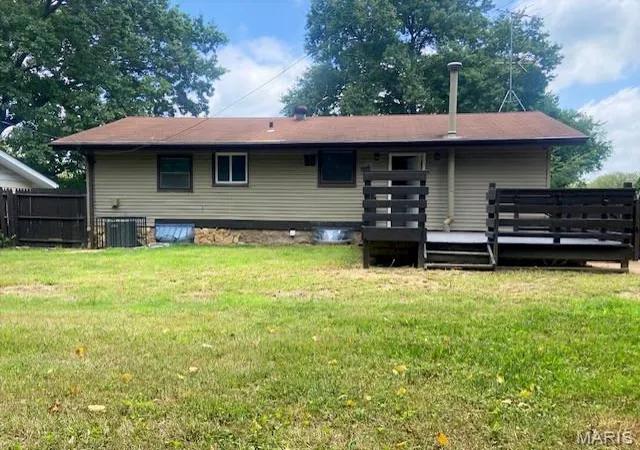 image of 39 Bayview Dr, Saint Louis, MO 63135 | MLS# MIS26050737