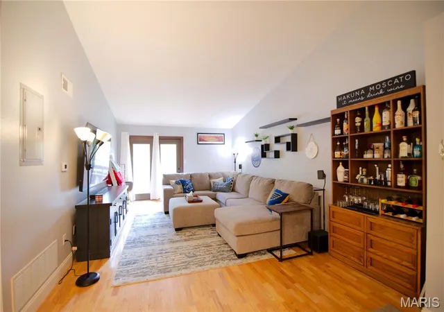 Photo 3 of Condo for sale at 1400 Heritage Landing #304, Saint Charles, MO 63303 | MLS# MIS26050747 | Listing updated on 2026-08-11