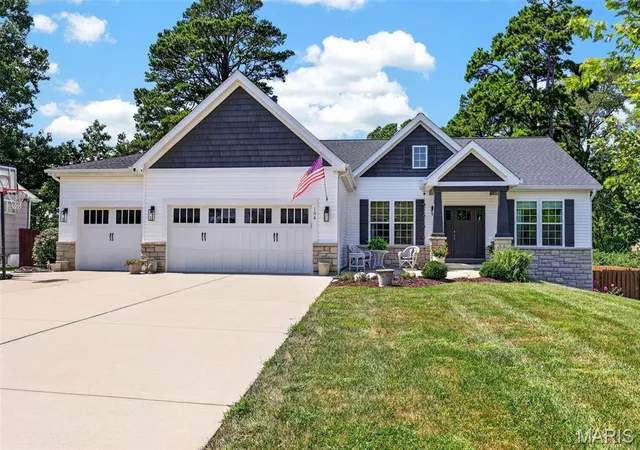 Photo 1 of Sale Pending at 106 Irene Dr, Ellisville, MO 63011 | MLS# MIS26050752 | Listing updated on 2026-09-13