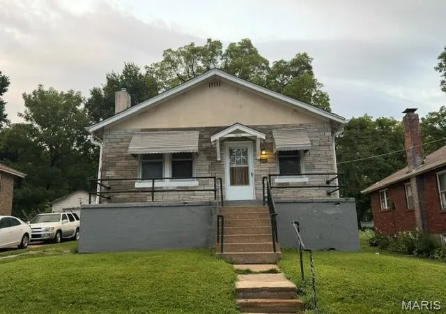 1st image of 3120 Maybelle Dr, Saint Louis, MO 63121 | MLS# MIS26050754