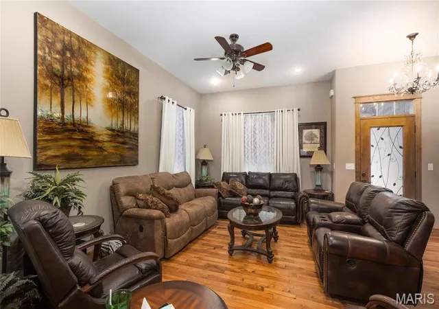 3rd image of 31501 Seminole Lane, Richland, MO 65556 | MLS# MIS26050763