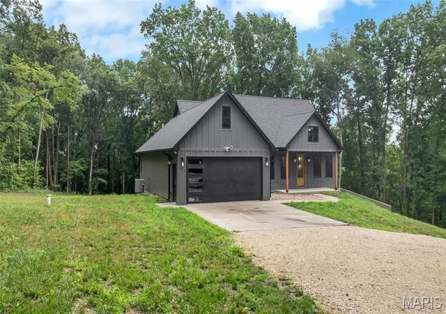 Photo 4 of Single family home for sale at 9547 County Road 457, Steedman, MO 65077 | MLS# MIS26050770 | Listing updated on 2026-08-22