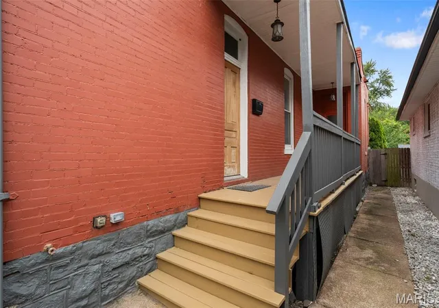 Photo 2 of Single family home for sale at 2928 Louisiana Ave, Saint Louis, MO 63118 | MLS# MIS26050775 | Listing updated on 2026-09-25