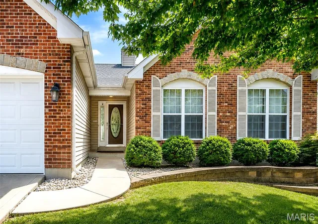 2nd image of 1304 Legacy Pointe Ln, Fenton, MO 63026 | MLS# MIS26050784