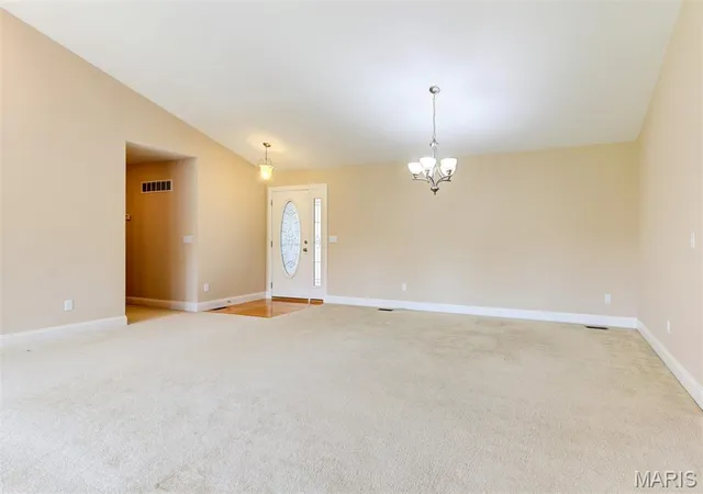 4th image of 1304 Legacy Pointe Ln, Fenton, MO 63026 | MLS# MIS26050784