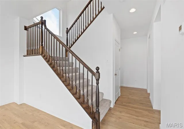 Photo 4 of Single family home for sale at 2 Fieldcrest At River Bluffs Meadows, Florissant, MO 63031 | MLS# MIS26050800 | Listing updated on 2026-10-01