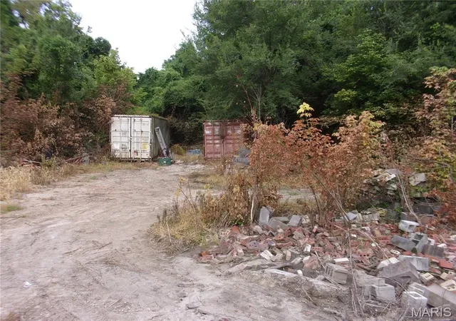 Photo 3 of Land for sale at 10083 Toelle Ln, Saint Louis, MO 63137 | MLS# MIS26050804 | Listing updated on 2026-09-02