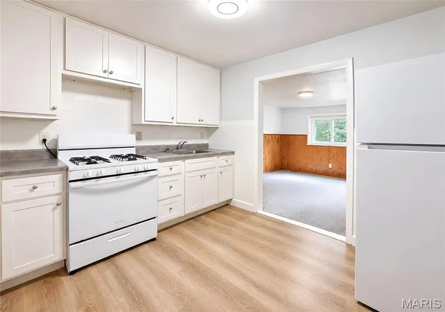 Photo 3 of Single family home for sale at 10108 Earl Dr, Saint Louis, MO 63136 | MLS# MIS26050817 | Listing updated on 2026-09-02