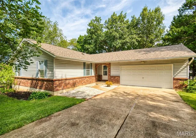 29th image of 6131 Barrington Oaks Dr, Cedar Hill, MO 63016 | MLS# MIS26050828