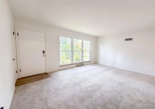 Photo 2 of Single family home for sale at 8606 Vasel Ave, Saint Louis, MO 63123 | MLS# MIS26050843 | Listing updated on 2026-09-24