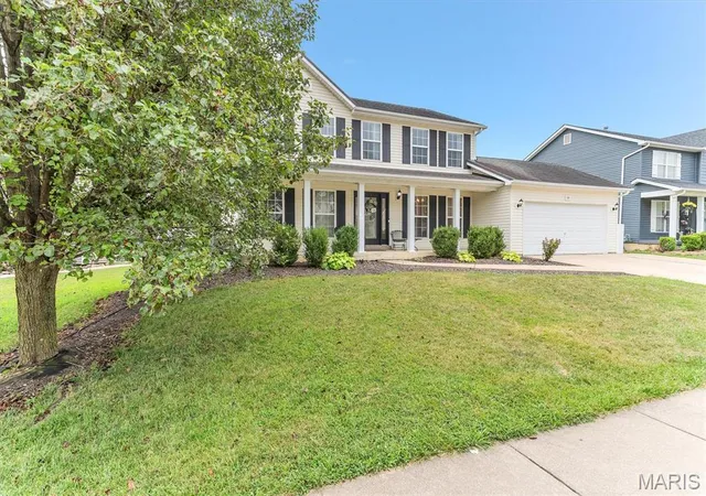 Photo 3 of Sale Pending at 524 Great Oaks Meadow Dr, Wentzville, MO 63385 | MLS# MIS26050869 | Listing updated on 2026-08-17