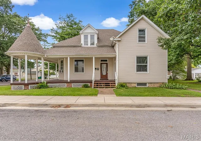 Photo 1 of Multi family home for sale at 23 W Laurel St, Millstadt, IL 62260 | MLS# MIS26050883 | Listing updated on 2026-08-07