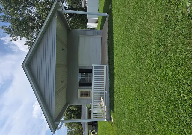 5th image of 1301 N Carleton St, Farmington, MO 63640 | MLS# MIS26050887