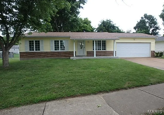 image of 15527 97th Ave, Florissant, MO 63034 | MLS# MIS26050894