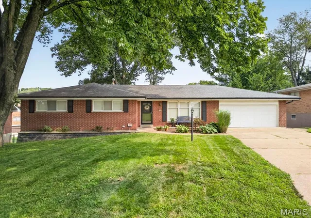 Photo 1 of Single family home for sale at 9145 Missy Ct, Saint Louis, MO 63123 | MLS# MIS26050895 | Listing updated on 2026-09-14
