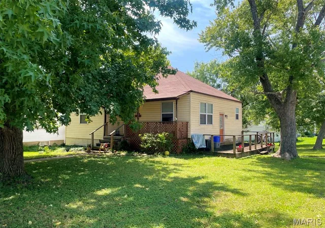 2nd image of 1609 N Cedar St, Rolla, MO 65401 | MLS# MIS26050899