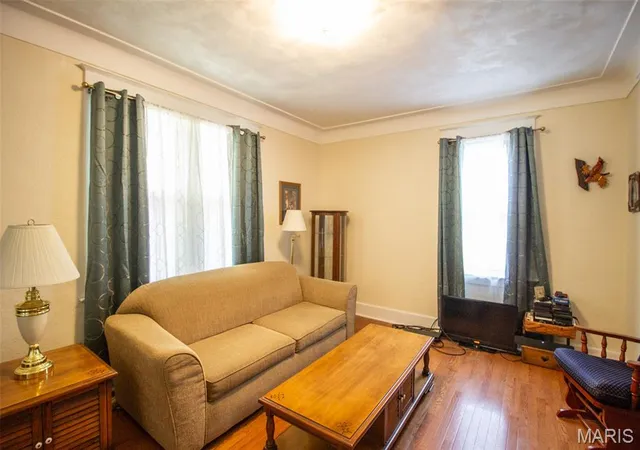 Photo 4 of Single family home for sale at 2322 Hodges Ave, Granite City, IL 62040 | MLS# MIS26050906 | Listing updated on 2026-08-10