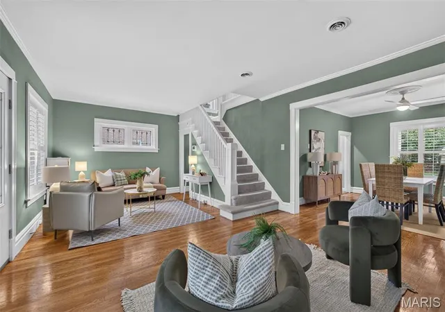 Photo 3 of Sale Pending at 722 Harvard Ave, Saint Louis, MO 63130 | MLS# MIS26050908 | Listing updated on 2026-09-30