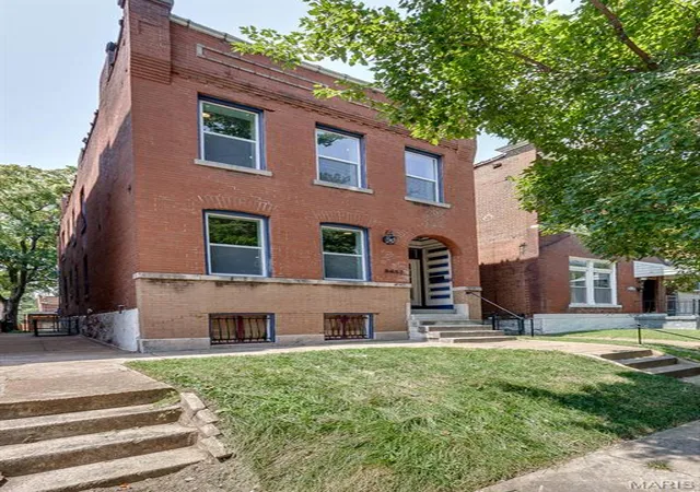 Photo 3 of Single family home for sale at 3437 Nebraska Ave, Saint Louis, MO 63118 | MLS# MIS26050918 | Listing updated on 2026-10-08