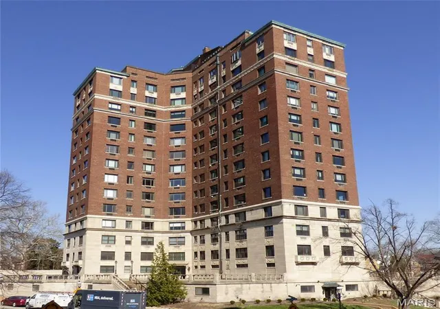 1st image of 410 N Newstead Ave #15E, Saint Louis, MO 63108 | MLS# MIS26050934