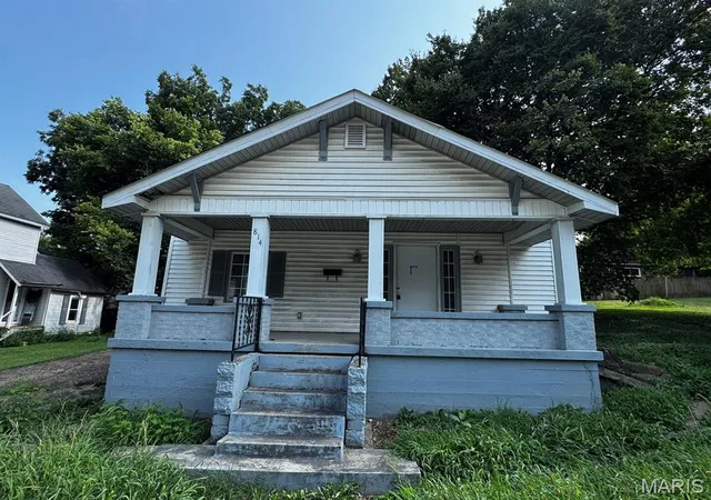 1st image of 814 W Maud St, Poplar Bluff, MO 63901 | MLS# MIS26050938