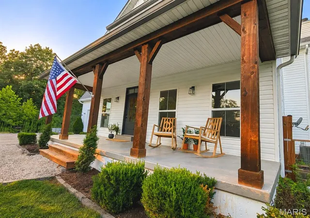 2nd image of 272 Spring House Vly, Pacific, MO 63069 | MLS# MIS26050941