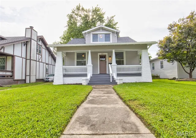 1st image of 1211 Troy Rd, Edwardsville, IL 62025 | MLS# MIS26050943