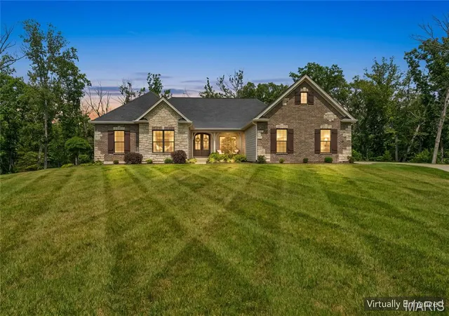 Photo 3 of Single family home for sale at 5 Timberdel Pl, Foristell, MO 63348 | MLS# MIS26050945 | Listing updated on 2026-10-08