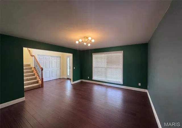Photo 3 of Single family home for sale at 122 Pine Needle Dr, Wentzville, MO 63385 | MLS# MIS26050946 | Listing updated on 2026-10-05