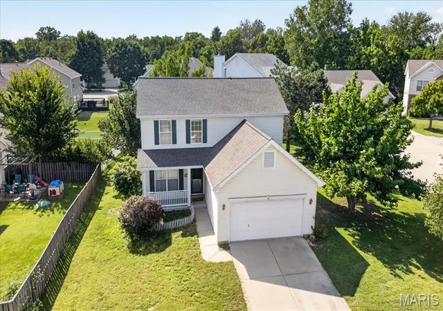 3rd image of 2656 Brookrun Dr, Belleville, IL 62221 | MLS# MIS26050947
