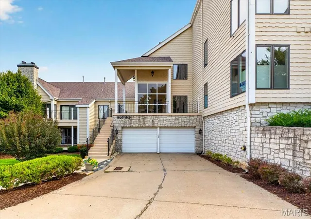 Photo 3 of Condo for sale at 1608 Lake Knoll Dr #1A, Lake Saint Louis, MO 63367 | MLS# MIS26050951 | Listing updated on 2026-09-03