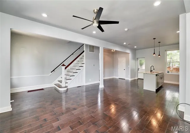 Photo 3 of Single family home for sale at 3007 Chippewa St, Saint Louis, MO 63118 | MLS# MIS26050953 | Listing updated on 2026-08-14