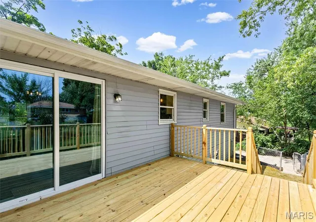 Photo 4 of Single family home for sale at 1002 Randall Ln, Fulton, MO 65251 | MLS# MIS26050954 | Listing updated on 2026-09-03