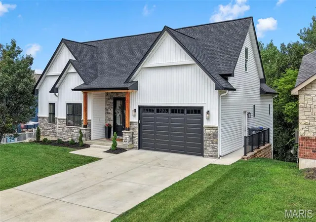 2nd image of 3 Millers Ct, O Fallon, MO 63366 | MLS# MIS26050961