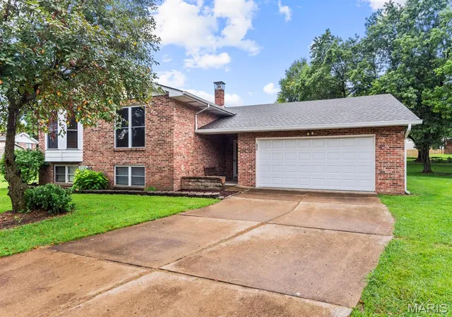 1st image of 1612 Berry Ct, Imperial, MO 63052 | MLS# MIS26050964
