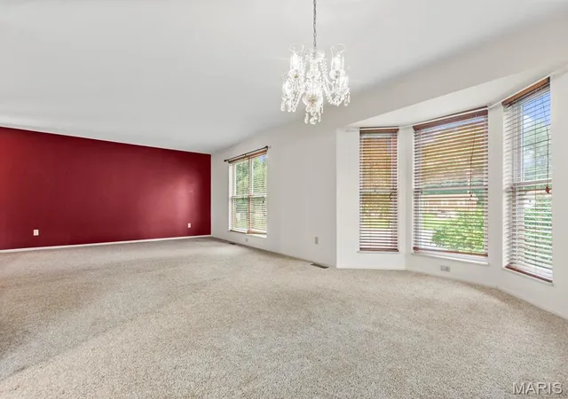 5th image of 1612 Berry Ct, Imperial, MO 63052 | MLS# MIS26050964