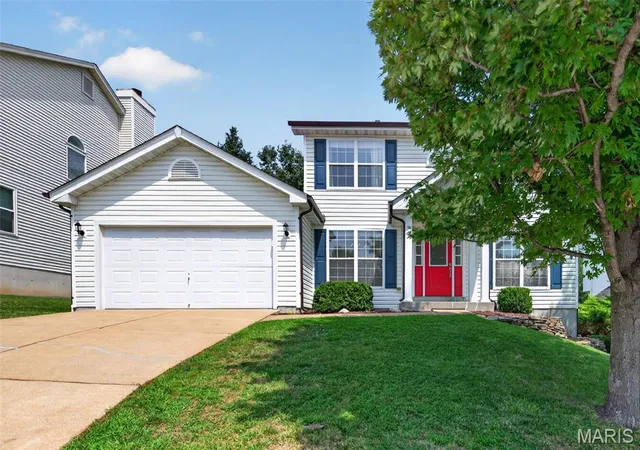Photo 3 of Sale Pending at 1529 Hanna Rd, Valley Park, MO 63088 | MLS# MIS26050976 | Listing updated on 2026-08-26