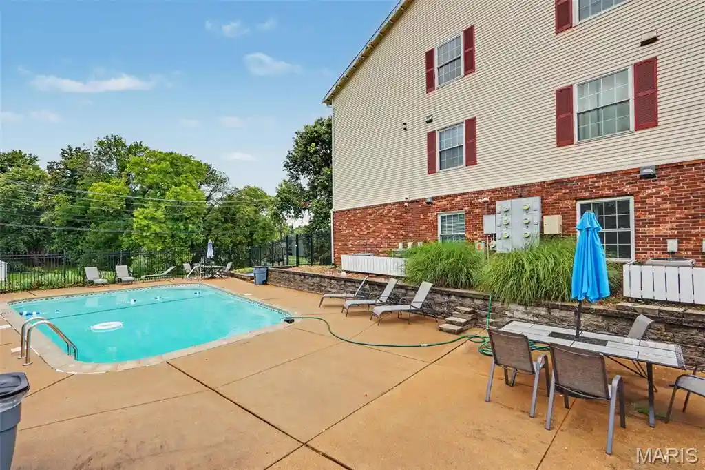 Listing Photo 19 - Condo for sale in 3114 Edwards Pl located at 3114 Edwards Pl, Maryland Heights, MO 63043 - Unit #303