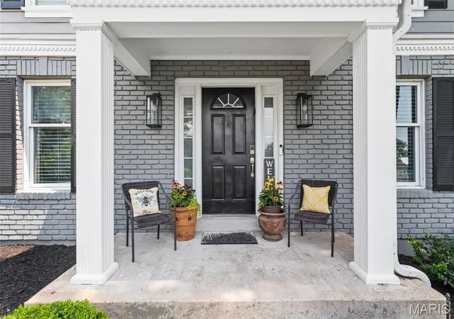 Photo 3 of Single family home for sale at 718 Cedar Field Ct, Chesterfield, MO 63017 | MLS# MIS26050998 | Listing updated on 2026-09-15