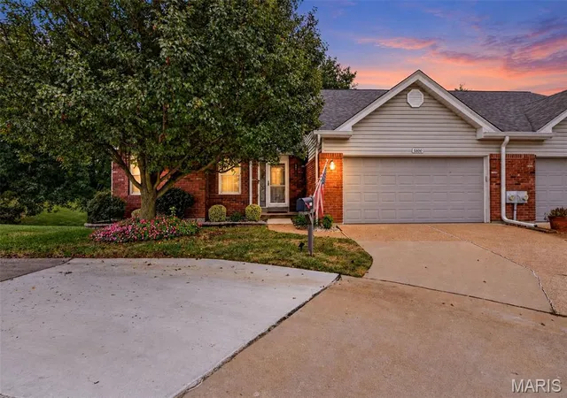 Photo 47 of Single family home for sale at 5100 Kennerly Pl Dr, Saint Louis, MO 63128 | MLS# MIS26051034 | Listing updated on 2026-09-28