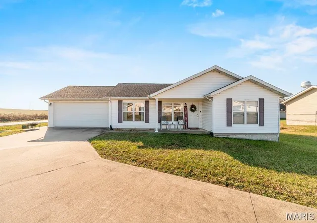 1st image of 222 Black Willow Ln, Cape Girardeau, MO 63701 | MLS# MIS26051041