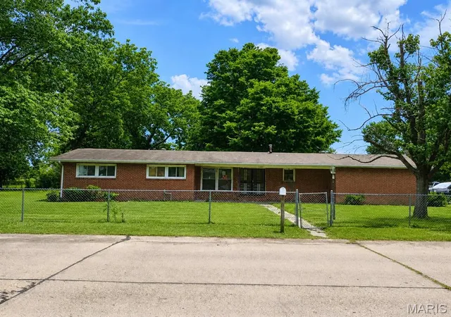 1st image of 601 Carroll St, Sikeston, MO 63801 | MLS# MIS26051047