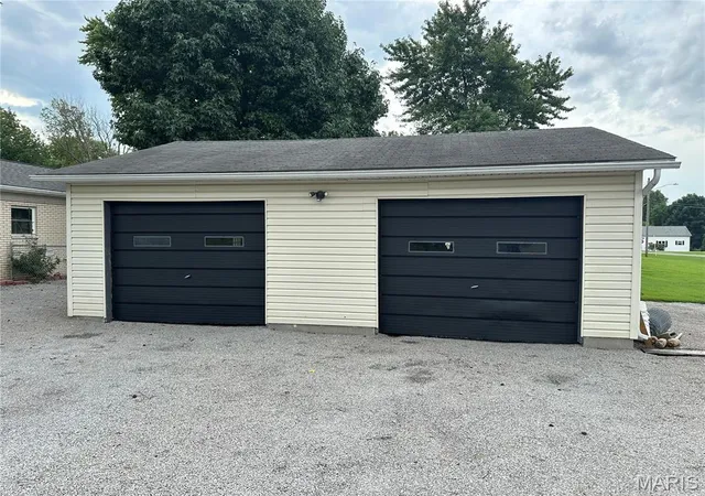 3rd image of 208 W Front St, Campbell Hill, IL 62916 | MLS# MIS26051049