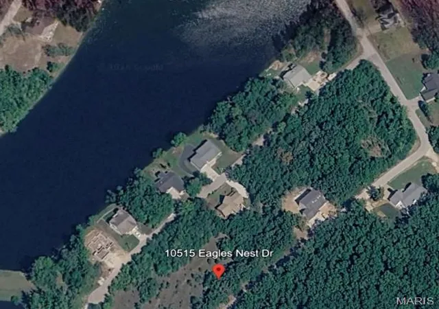 3rd image of 10515 Eagles Nest Dr, Hillsboro, MO 63050 | MLS# MIS26051058